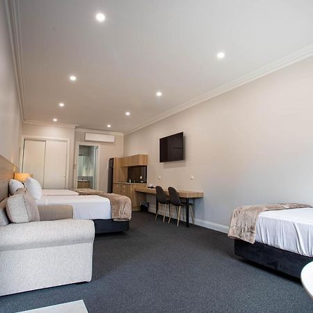 Red Waratah Accommodation ベンディゴ エクステリア 写真
