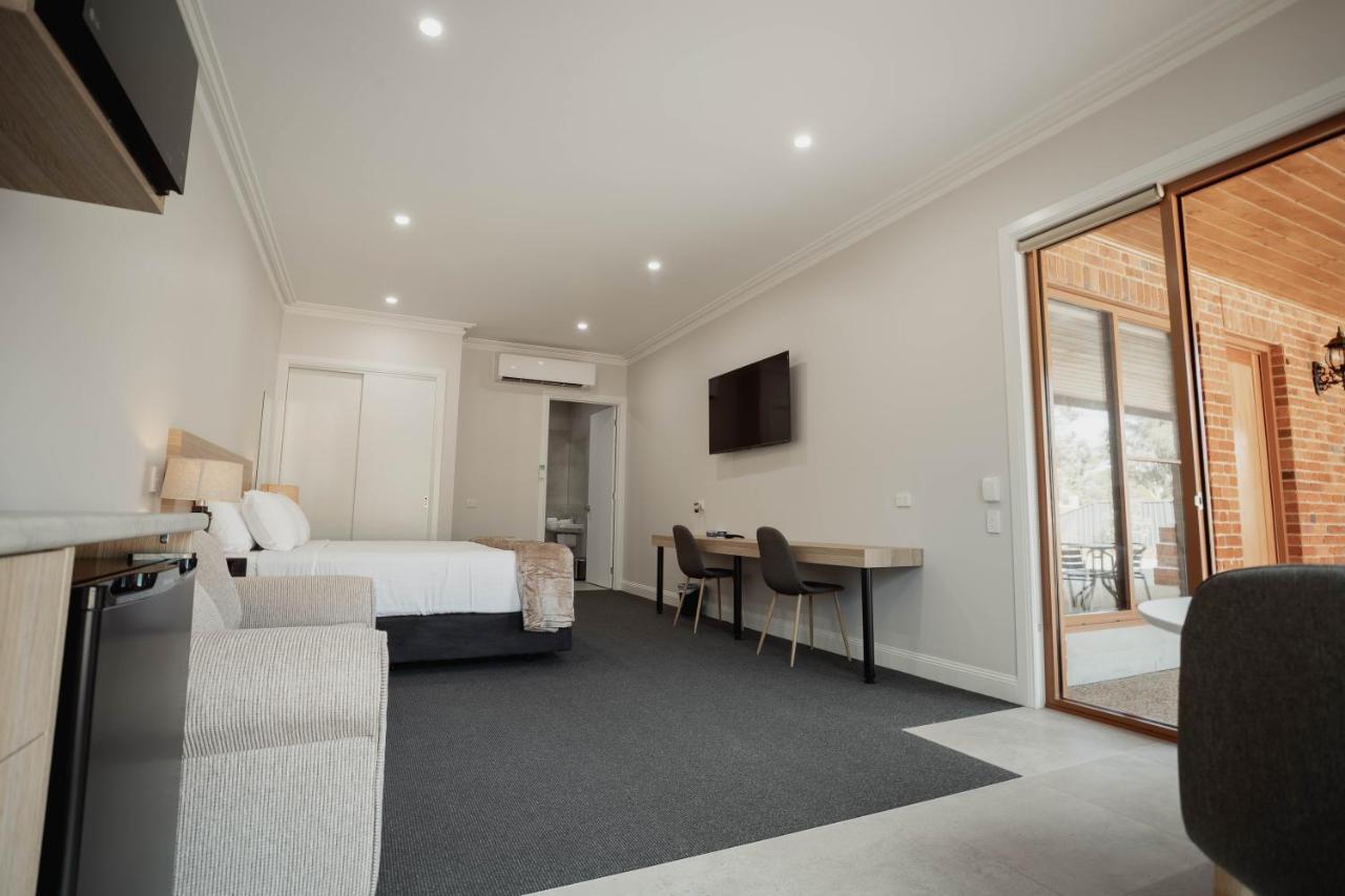 Red Waratah Accommodation ベンディゴ エクステリア 写真